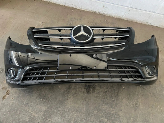 Mercedes Benz Vito W447 Front-Stoßstange Obisidianschwarz-Metallic