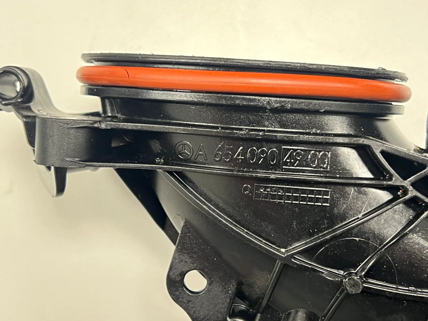 Mercedes Benz Ladeluftrohr Ladeluftleitung Ladeluftkrümmer OM654 A6540904900 NEU