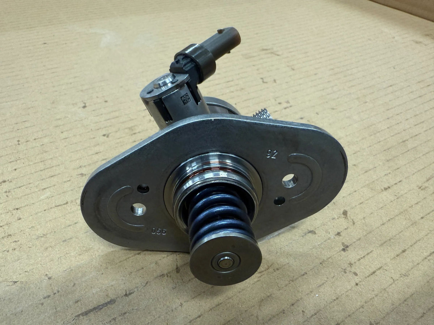 Original BMW Hochdruckpumpe 7934496 13517934496 NEU