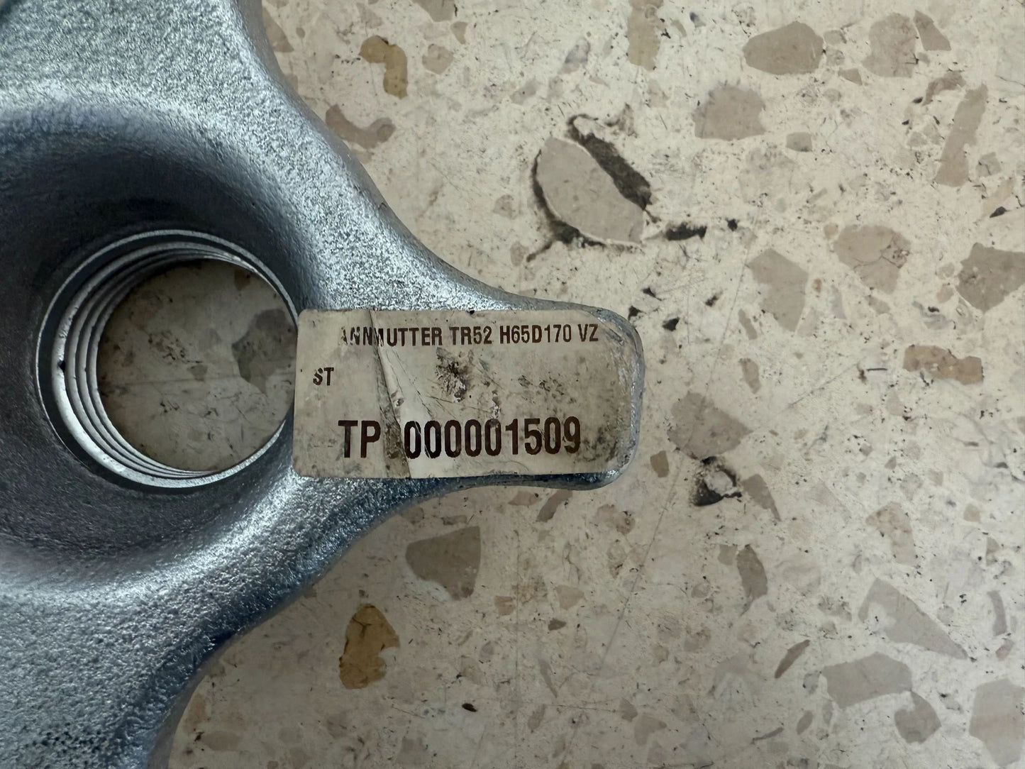 Original JOST-Werke  Spanmutter TR52 H65D170 VZ 905000275 NEU