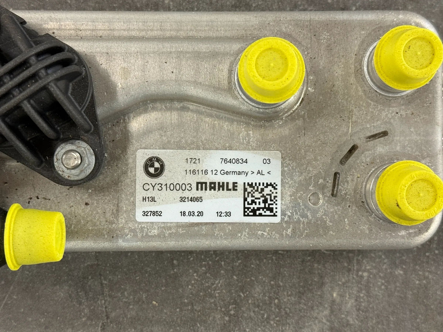 Original BMW I12 i15 i8 Getriebeölkühler 7640834 17217640834 NEU