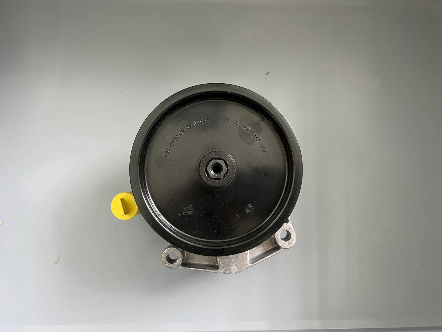 Original Mercedes-Benz Lenkhelfpumpe A0054665801 NEU