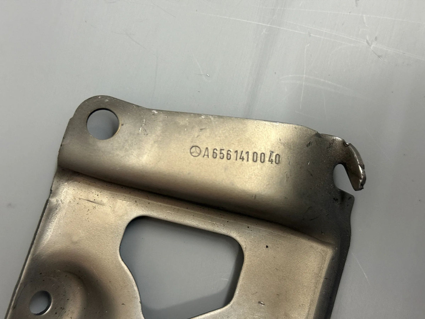 Original Mercedes Benz Halter A6541410040 NEU