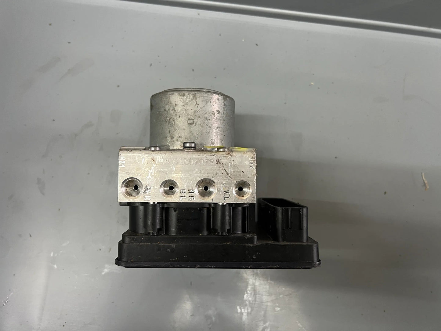 Original Mercedes Benz W205 C-Klasse Steuergerät ABS Hydraulikblock A2059004449