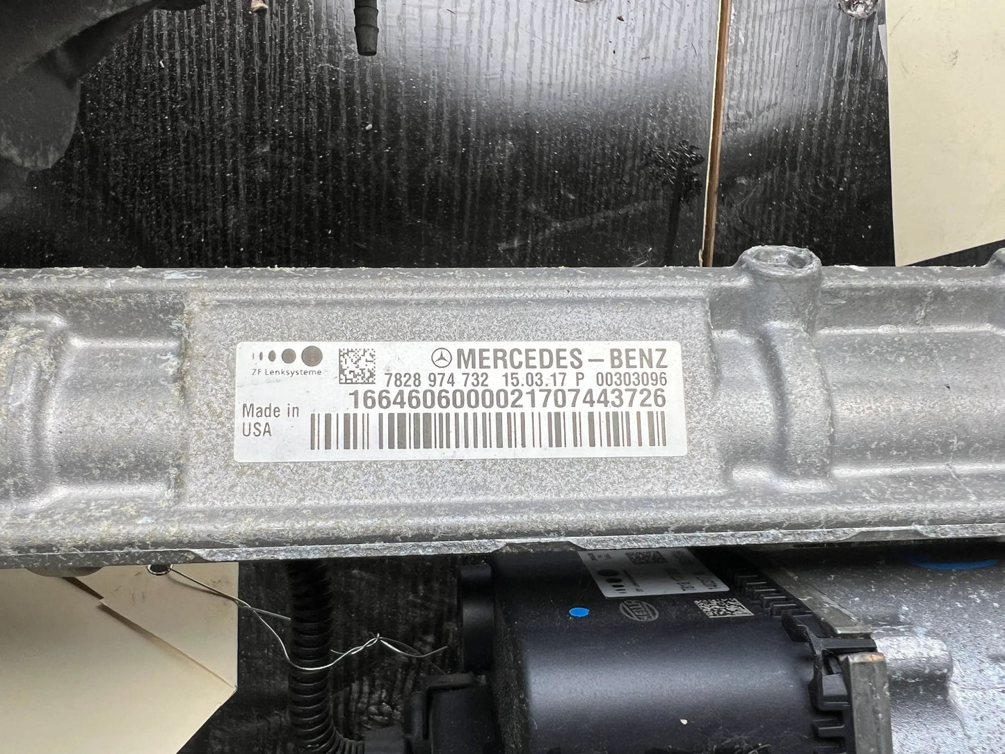 Original Mercedes-Benz S-Klasse W222 Vorderachsträger mit Lenkgetriebe NEU