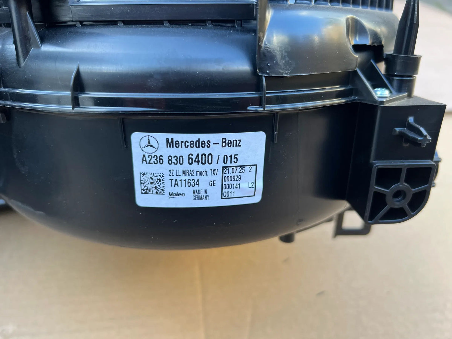 ORIGINAL MERCEDES-BENZ CLE A236/C236 HEIZUNGSKASTEN A2368306400 + A2369069500 NE