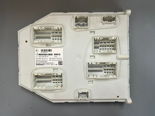 Original Mercedes-Benz Steuergerät Signal  A2479005819 NEU