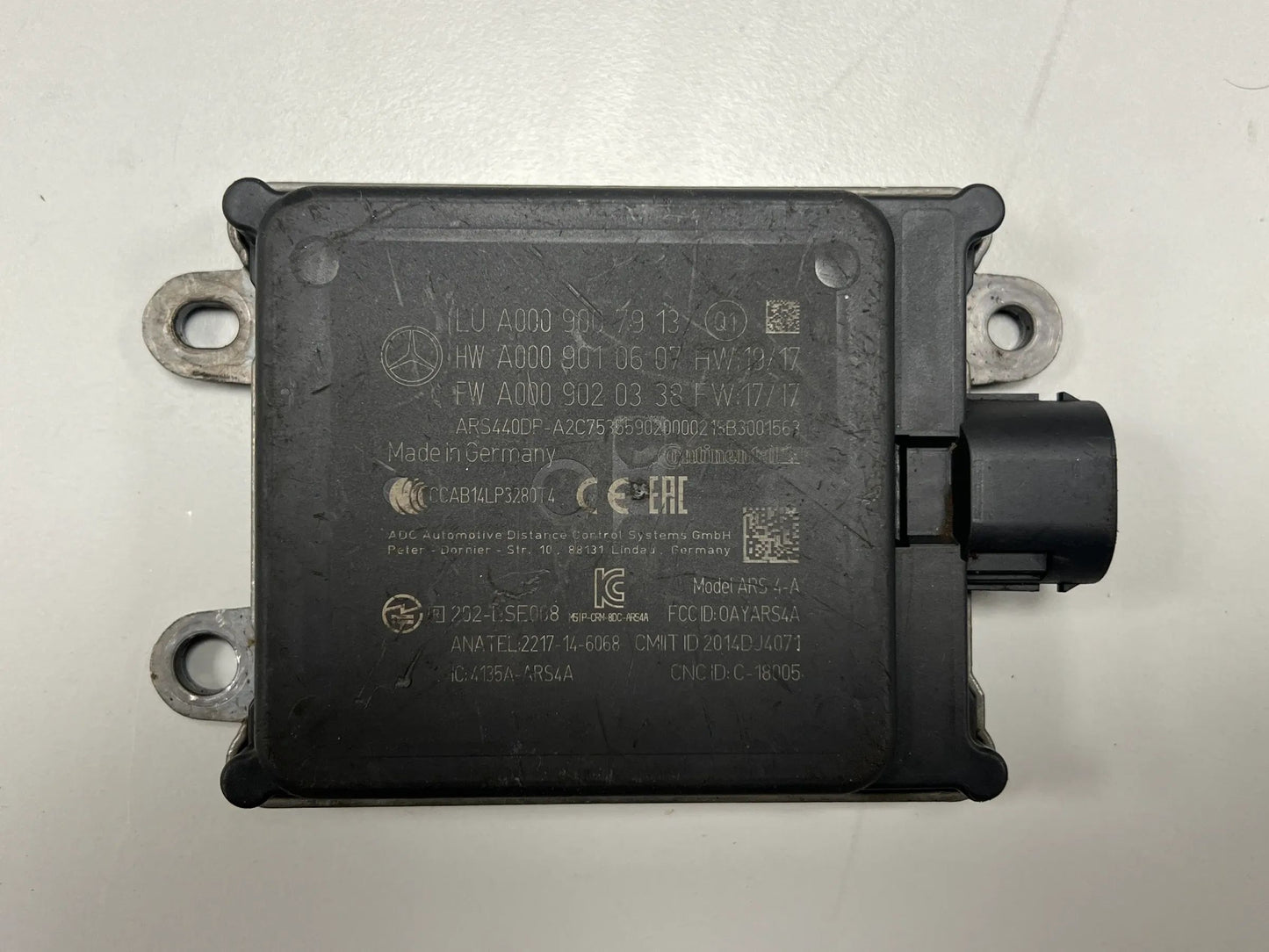 Mercedes Benz Abstandsradar Steuergerät A0009007913 A0009010607 A0009020338 NEU