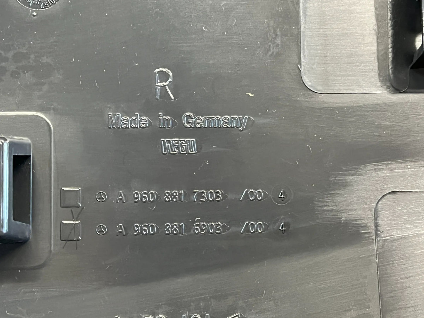 Original Mercedes-Benz Kotflügel A9608817303 NEU