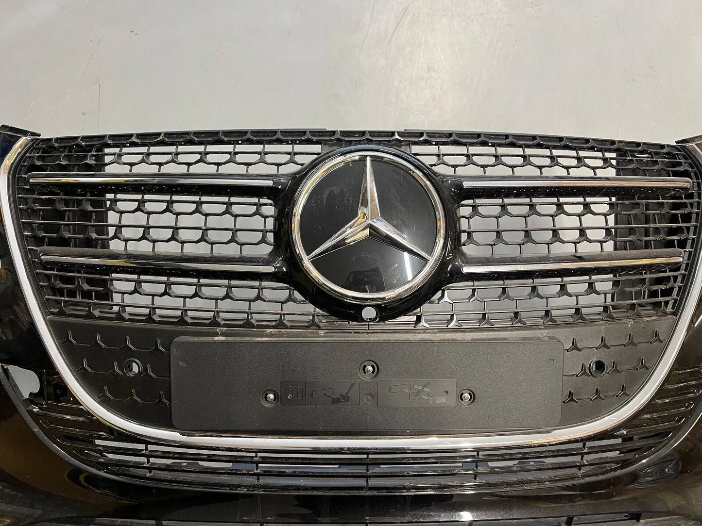 ORIGINAL Mercedes Benz V-Klasse FACELIFT NEW MODELL W447 Stoßstange vorne NEU
