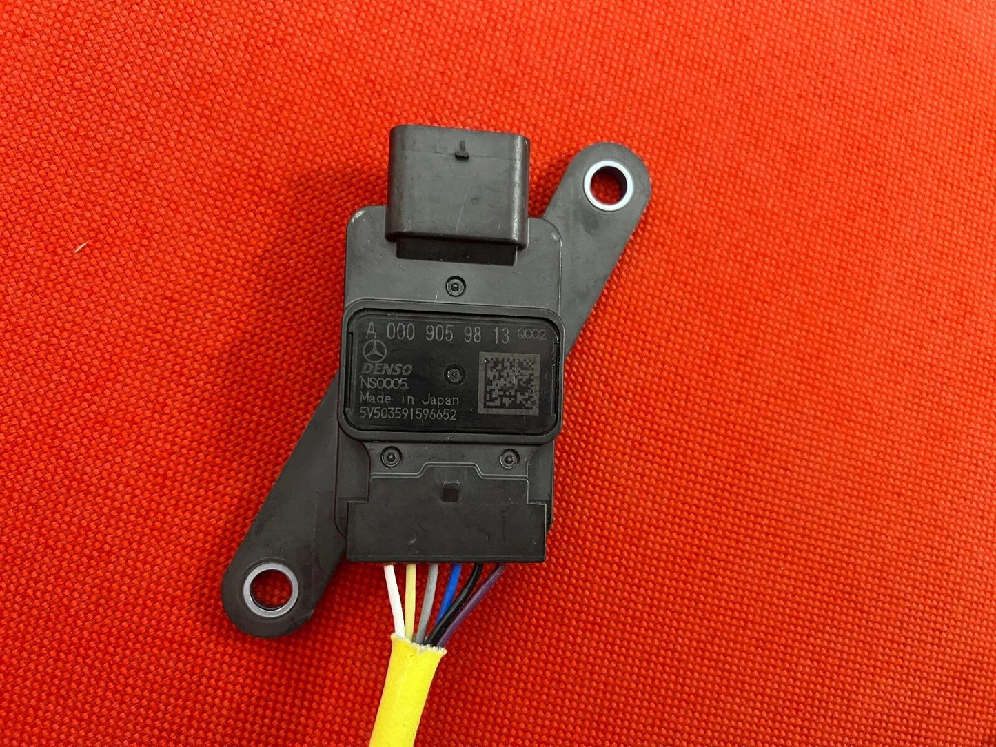 Original Mercedes BENZ NOx Sensor A0009059813 NEU