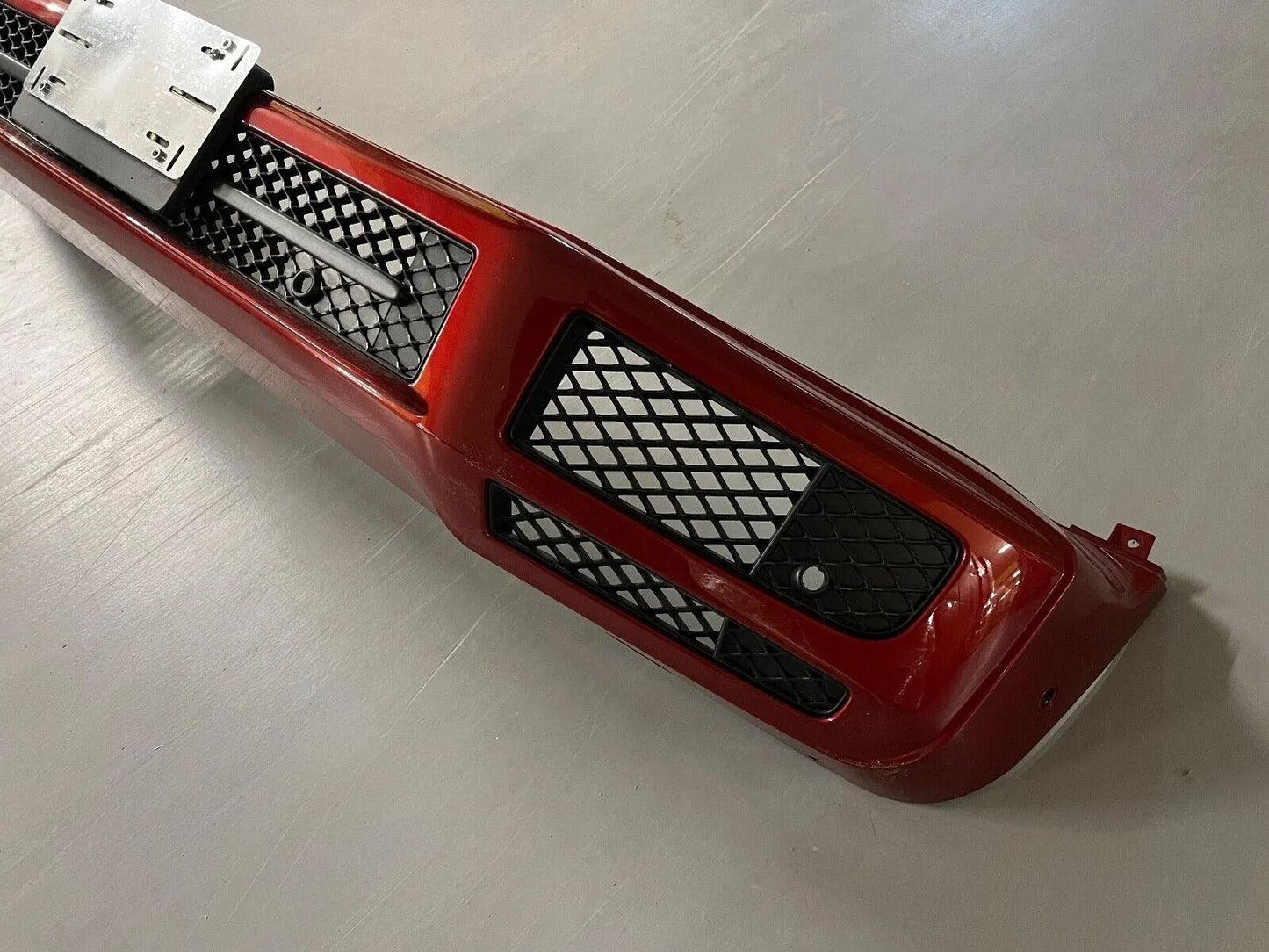 ORIGINAL Mercedes Benz G-Klasse W463 Stoßfänger vorne ROT