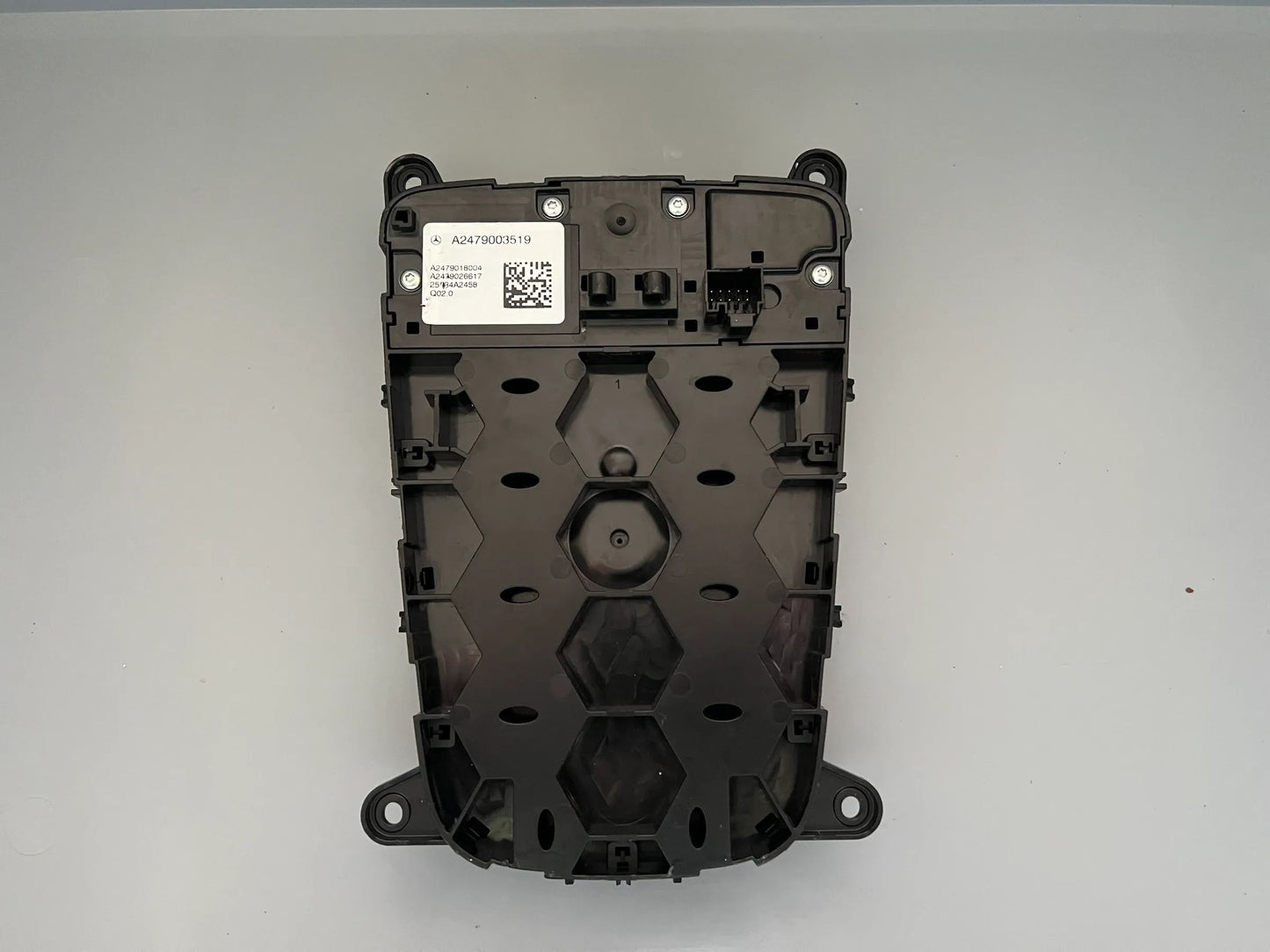 Original Mercedes-Benz Steuergerät Schalterblock Touchpad A2479003519 NEU