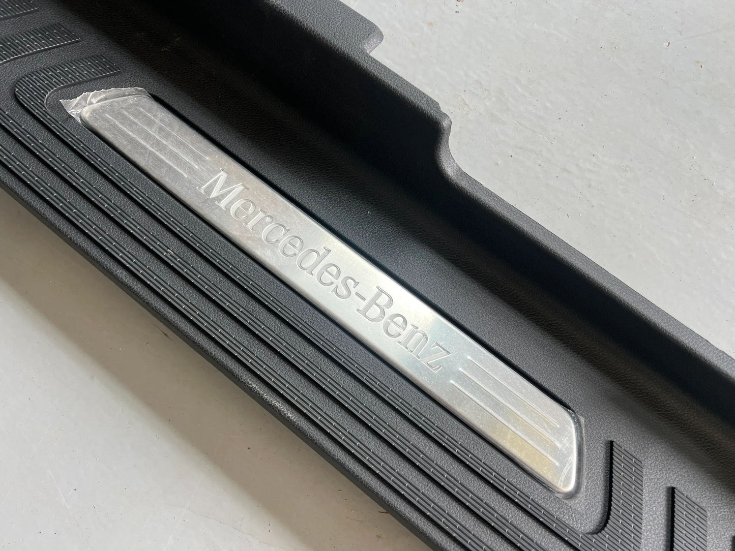 Mercedes Benz V-Klasse W447/W448 Einstiegsleiste beleuchtet A4486803600 NEU