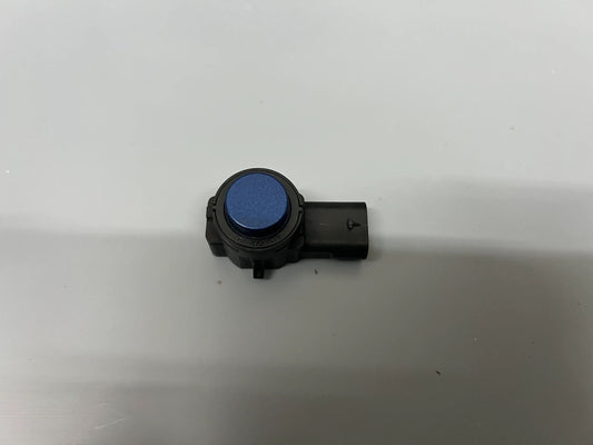 ORIGINAL Mercedes-Benz Parktronik Sensor PDC PTS Parksensor A2239054210 NEU