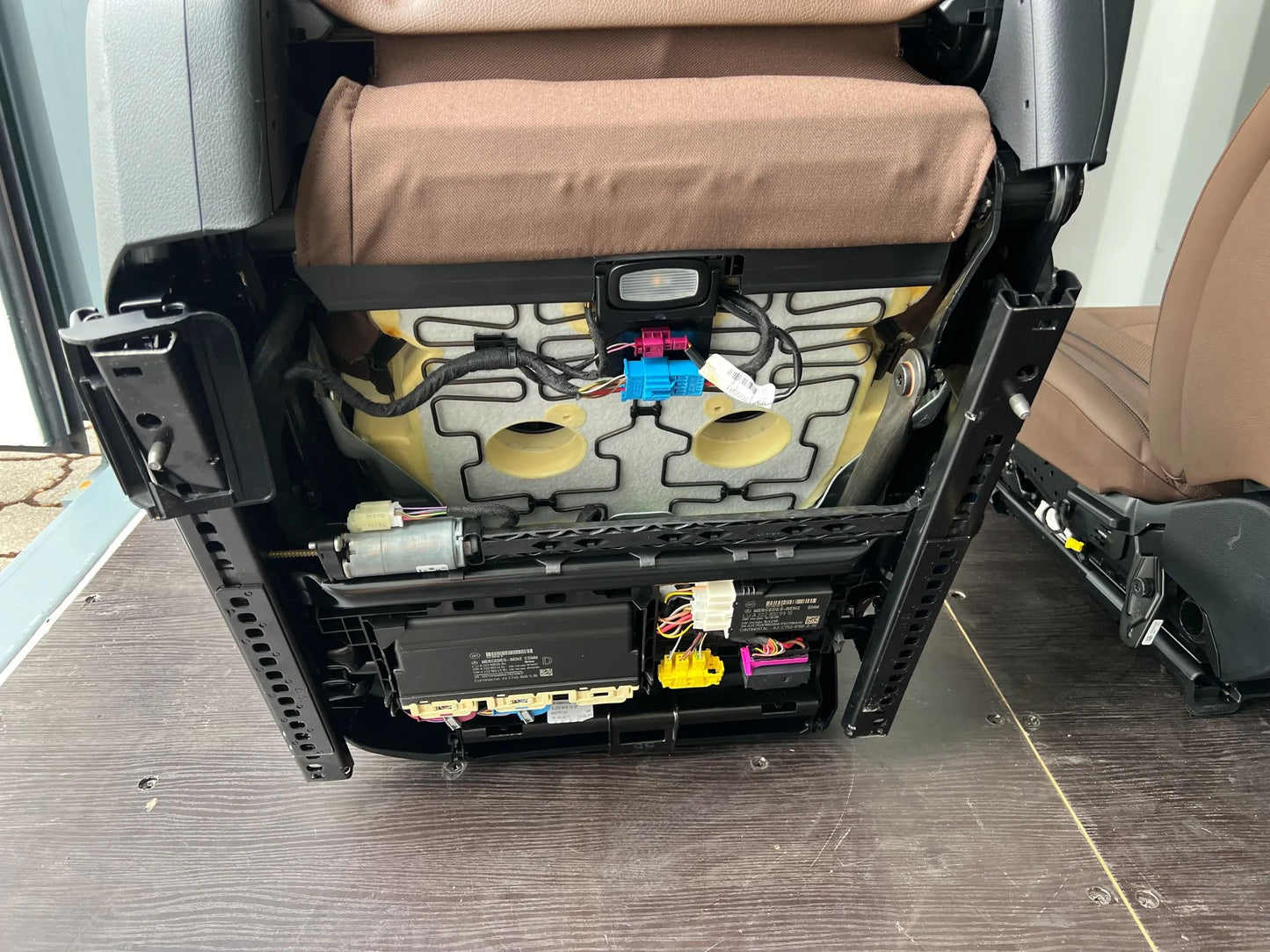 Original Mercedes-Benz S-KLASSE W222 SITZ LEDER BRAUN VORNE KOMPLETT NEU