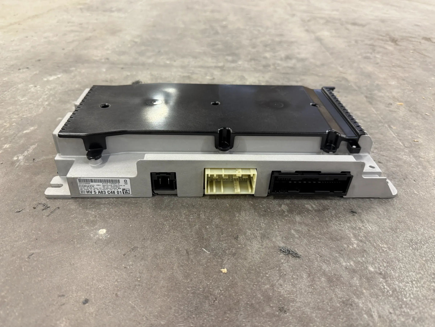 Original BMW 7er iX G70 i20 HARMAN Verstärker Booster ALEV4 5A83C48 NEU