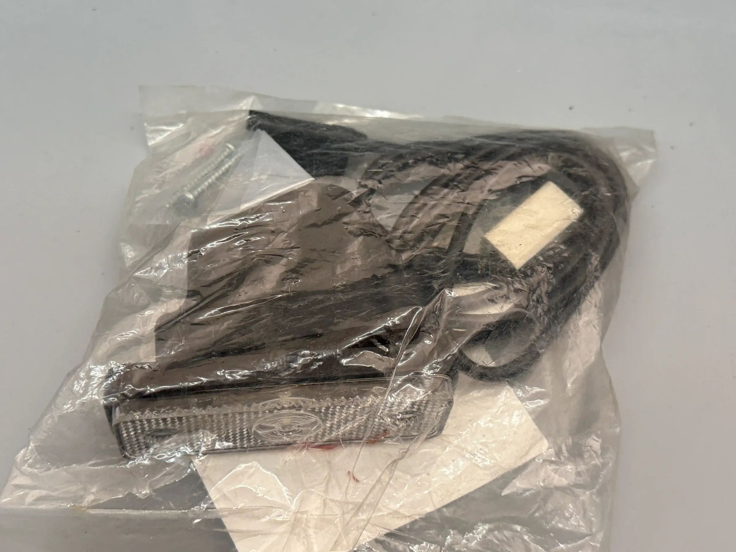 PROPLAST LED Begrenzungsleuchte FLATPOINT Gummiunterlage mit Kabel 1,5m 31660409
