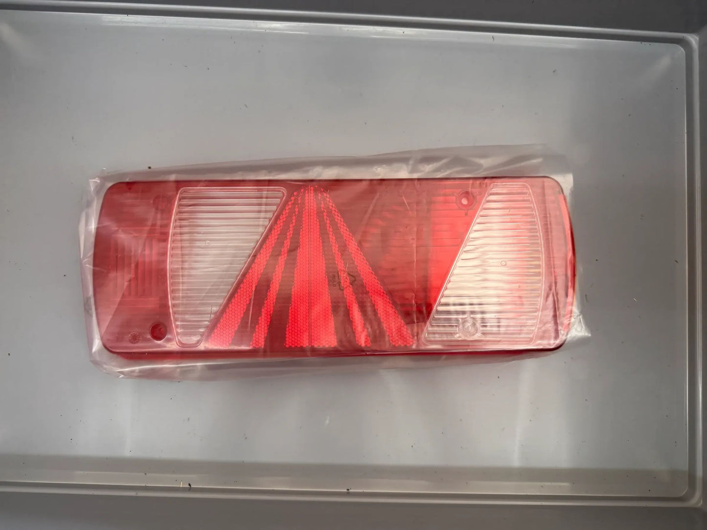 PROPLAST Fahrzeugbeleuchtung GmbH Lichtscheibe ECOPOINT II Rechts 40290112 NEU