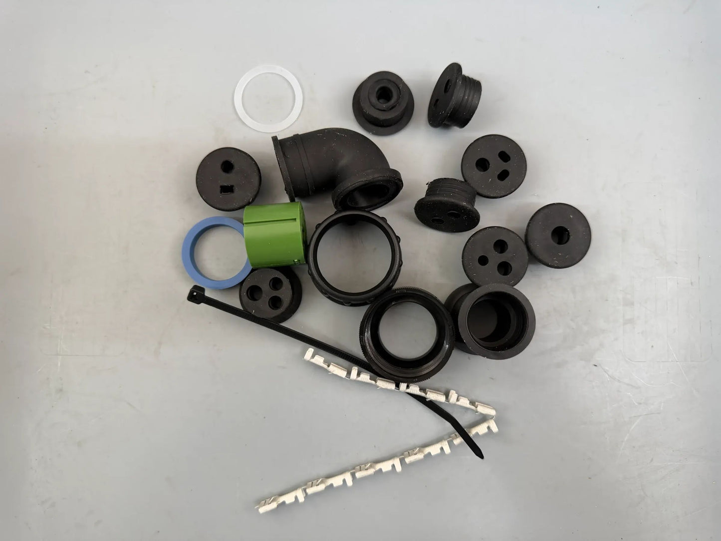 Original PROPLAST Fahrzeugbeleuchtung GmbH Anschlussset Leuchte 50047002 NEU