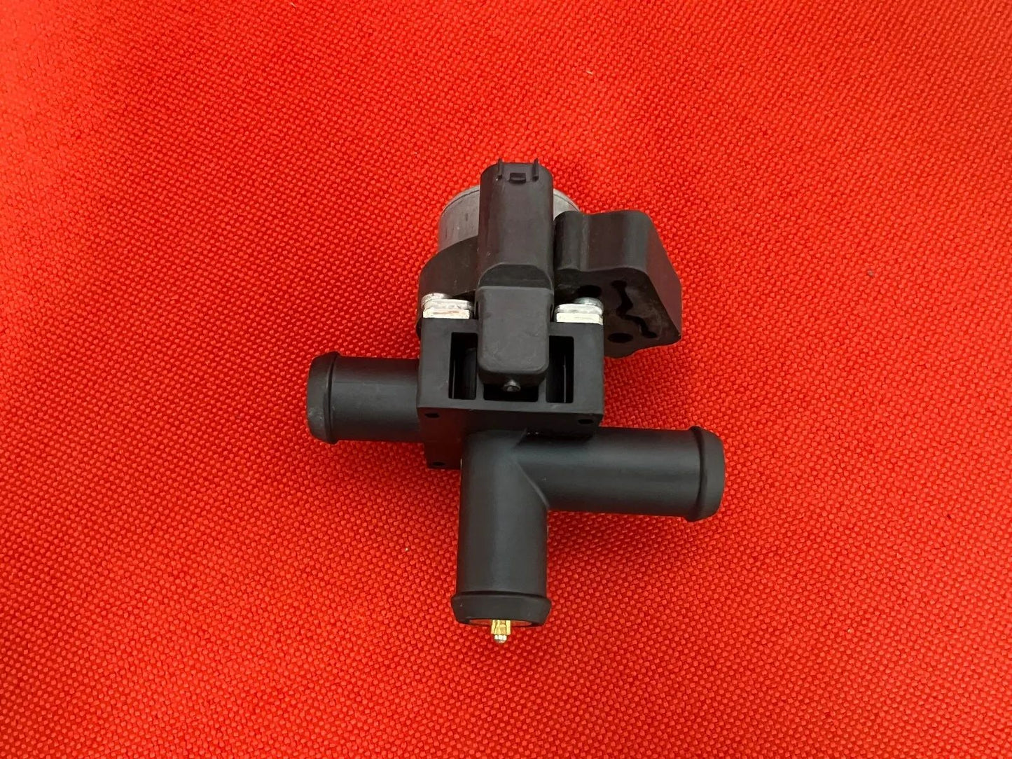 Original Mercedes-Benz A0005062864 Kühlmittelregelventil V176-177 W246 W247 W205