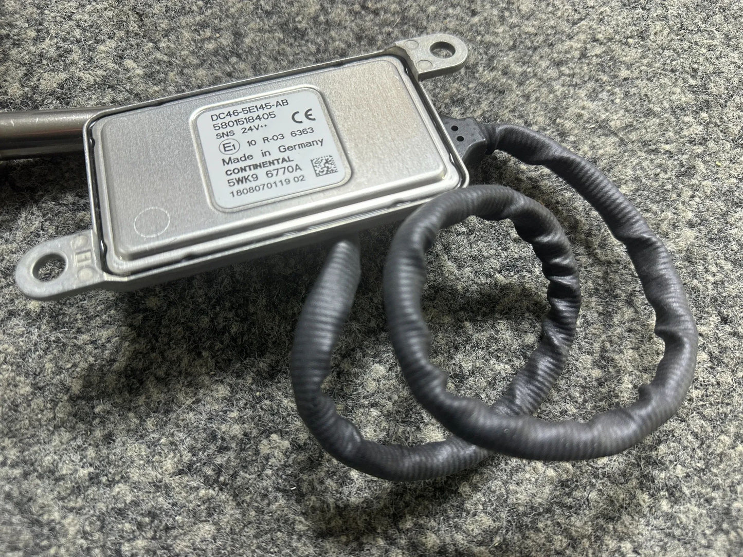 Original IVECO NOX SENSOR 5801518405 5WK96770A NEU