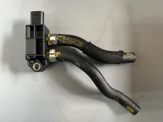 ORIGINAL Mercedes Benz Drucksensor A0009057413 NEU