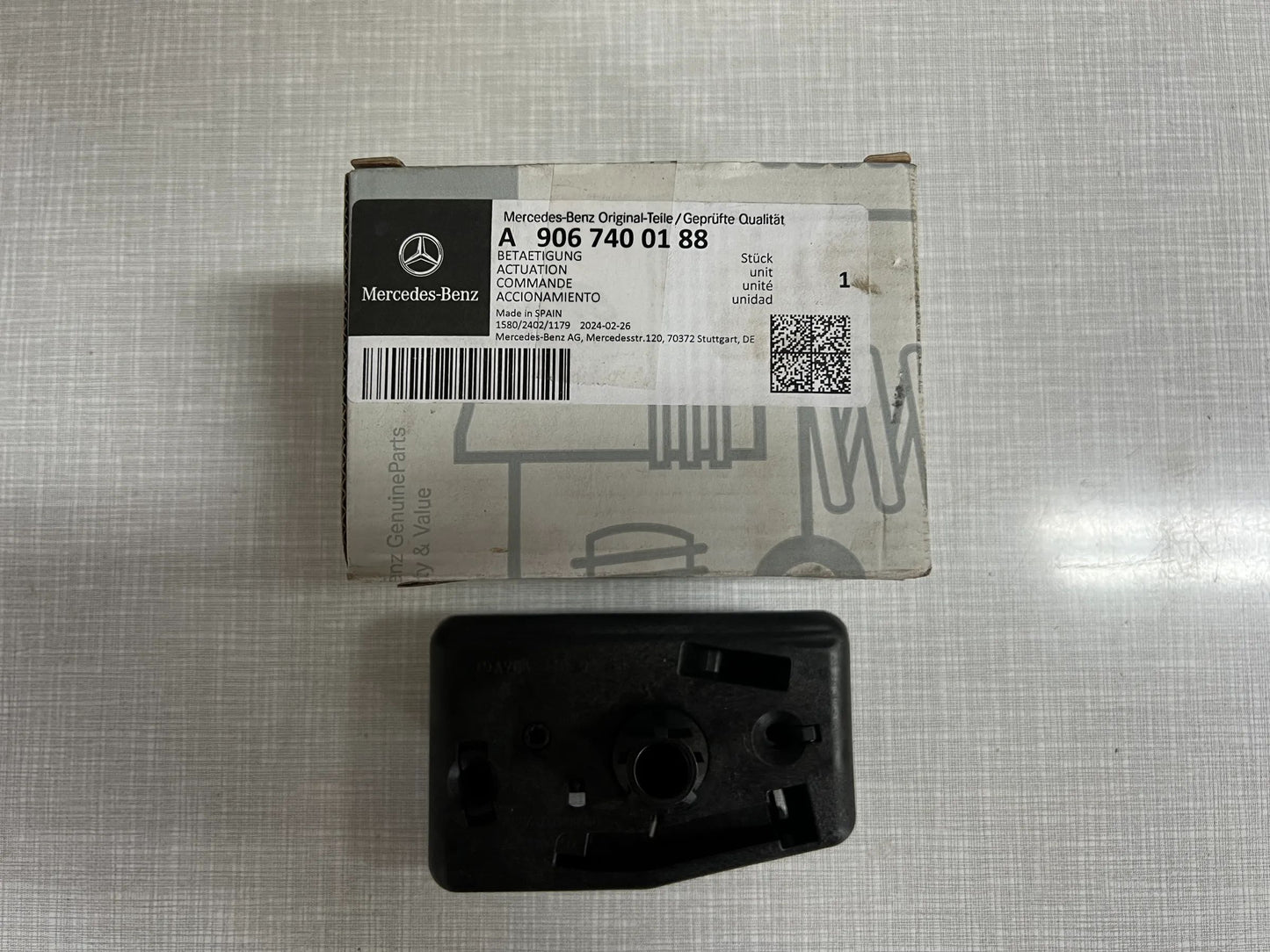Original Mercedes-Benz Betätigung Hecktür links A9067400188 NEU