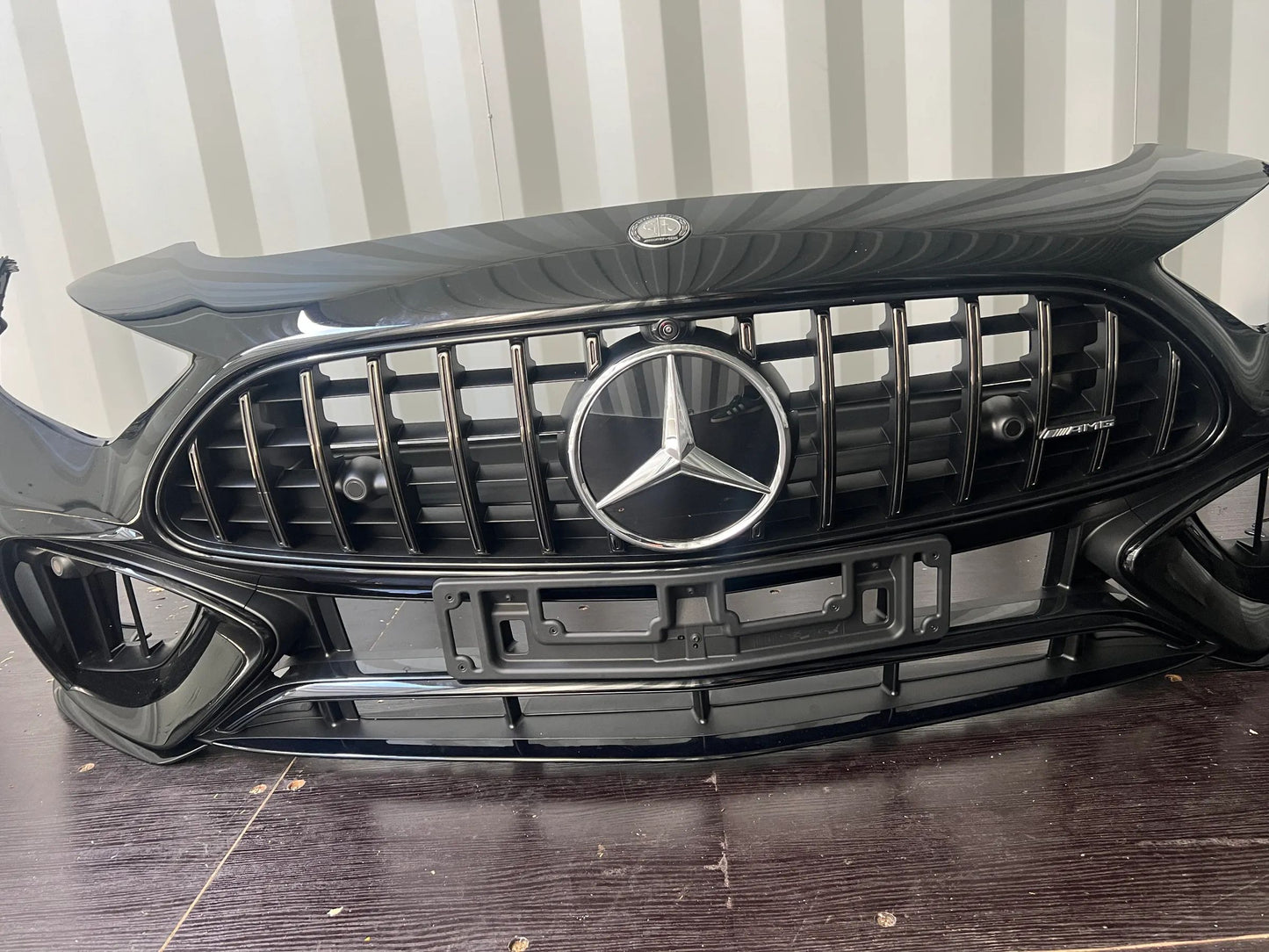 ORIGINAL Mercedes-Benz SL 63 AMG R232 W232 Frontstoßstange mit PDC NEU