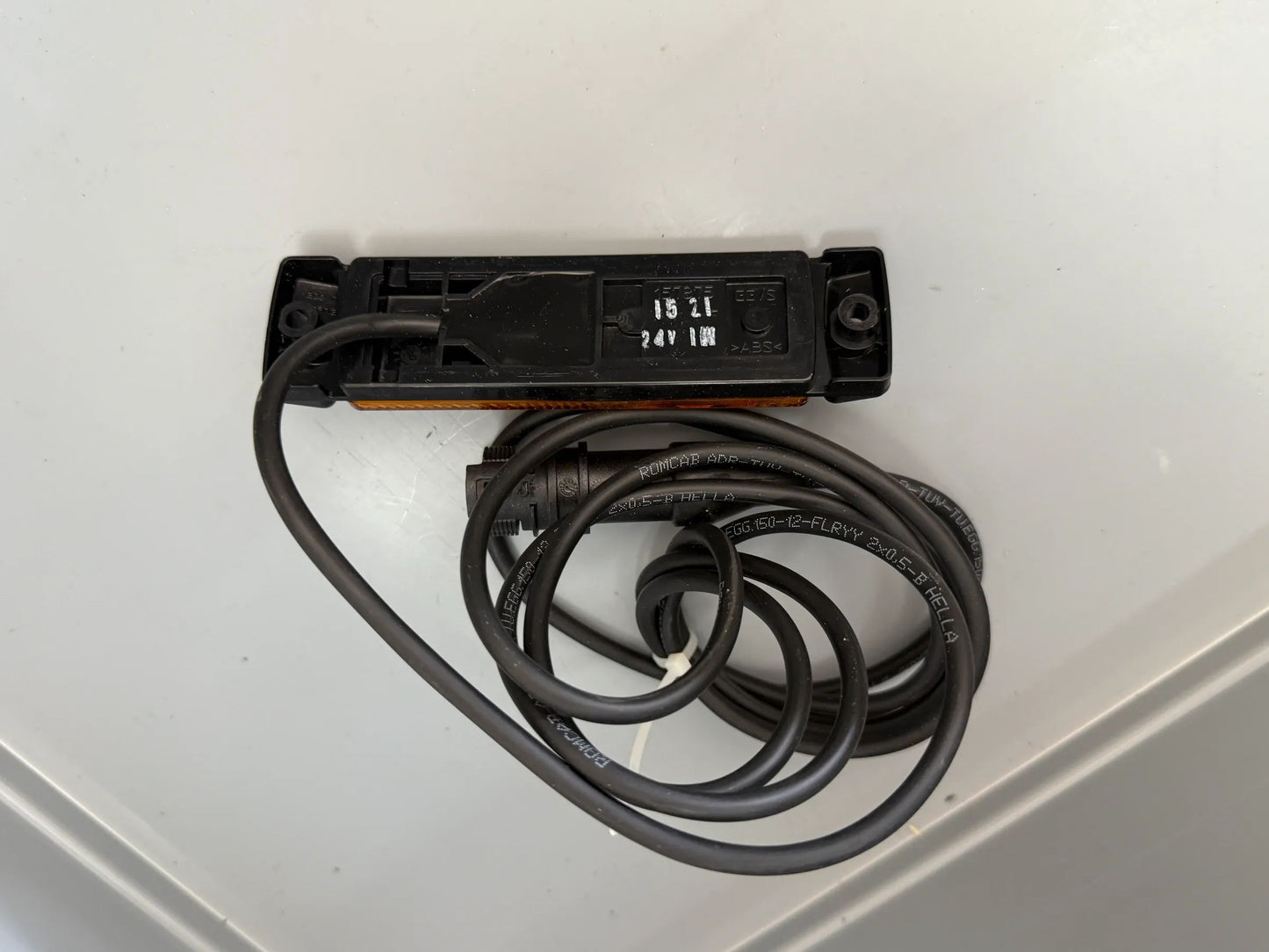 Original Hella Seitenmarkierungsleuchte 2PS 008 645-361 NEU