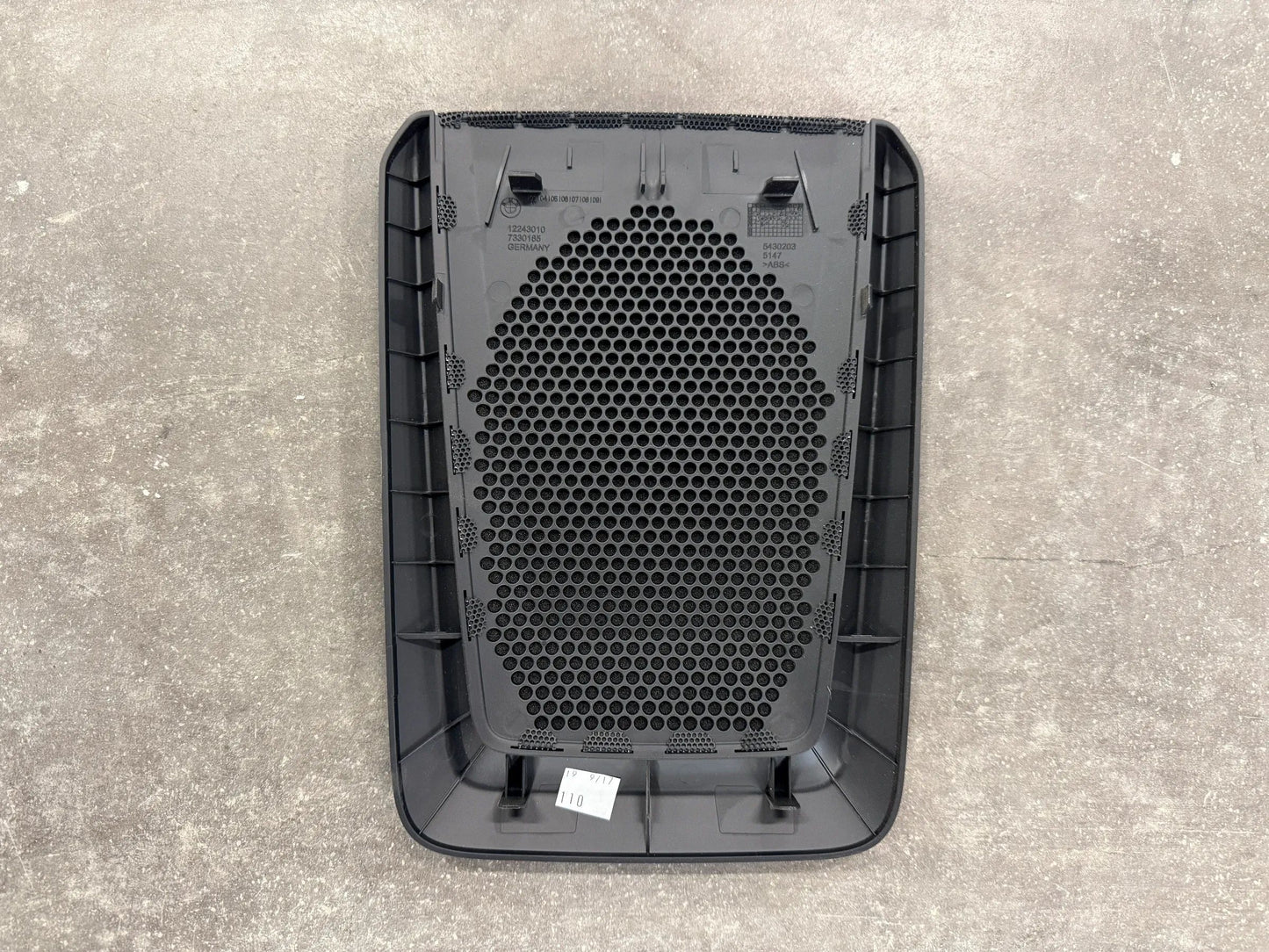 Original BMW i12 i15 i8 Blende Zentralbass Harman Kardon 7330185 51477330185 NEU