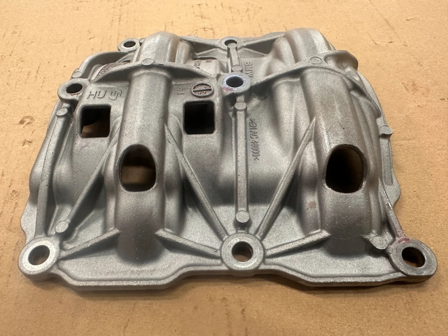Original BMW Ölhobel 8631883 11138631883 NEU