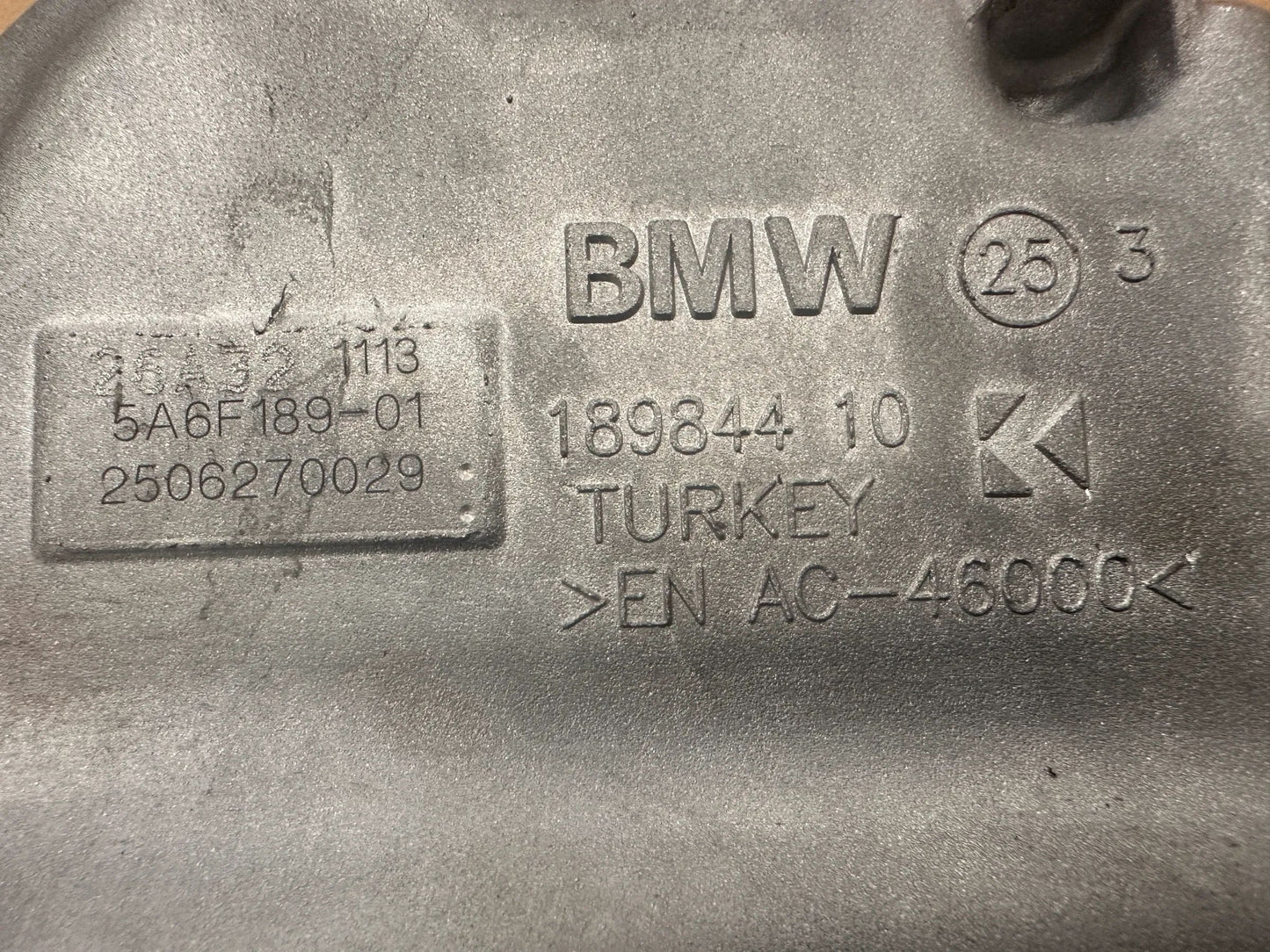Original BMW Ölwanne 5A6F189 11135A6F189 NEU