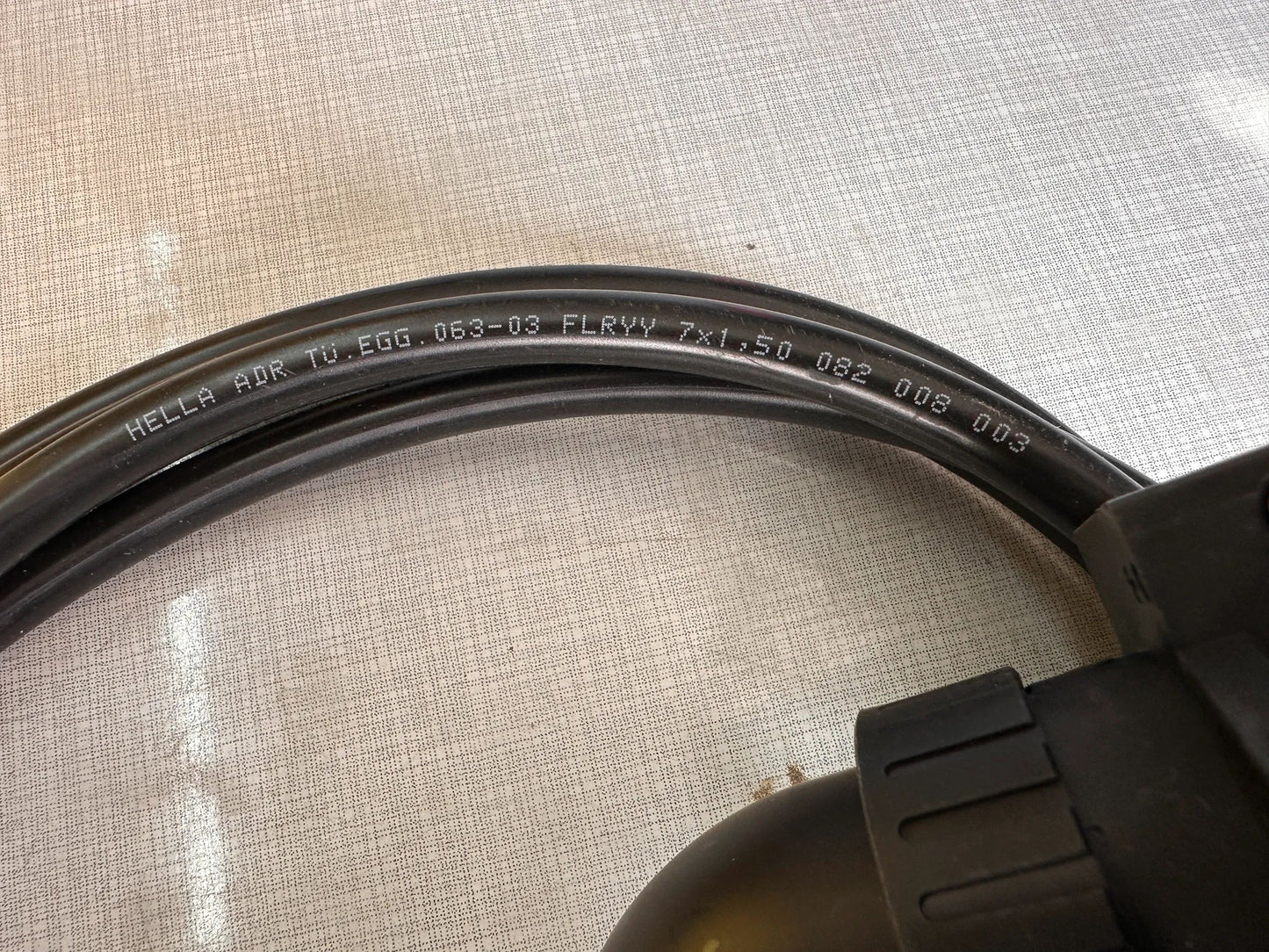 Original Hella Kabelsatz Heckleuchte 2VP 340 960-121 NEU