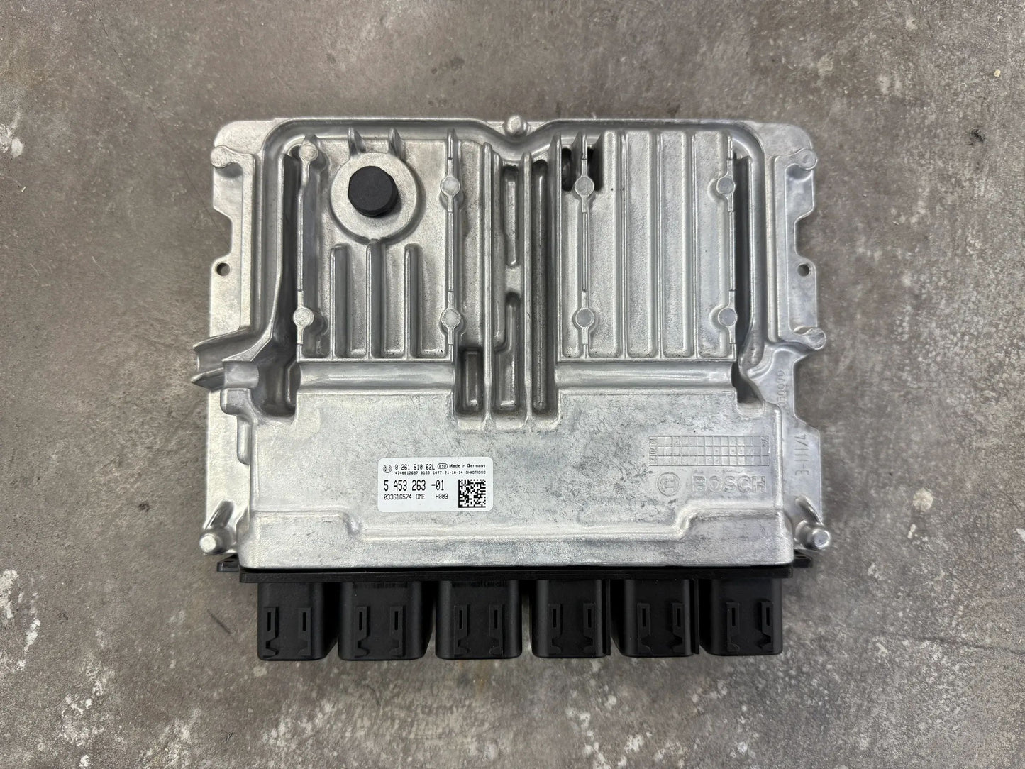 Original BMW Motorsteuergerät DME (DME 88T0) S63 5A53263 NEU