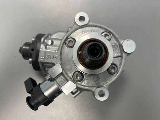 ORIGINAL Mercedes Benz OM654 Hochdruckpumpe Kraftstoffpumpe A6540709402 NEU