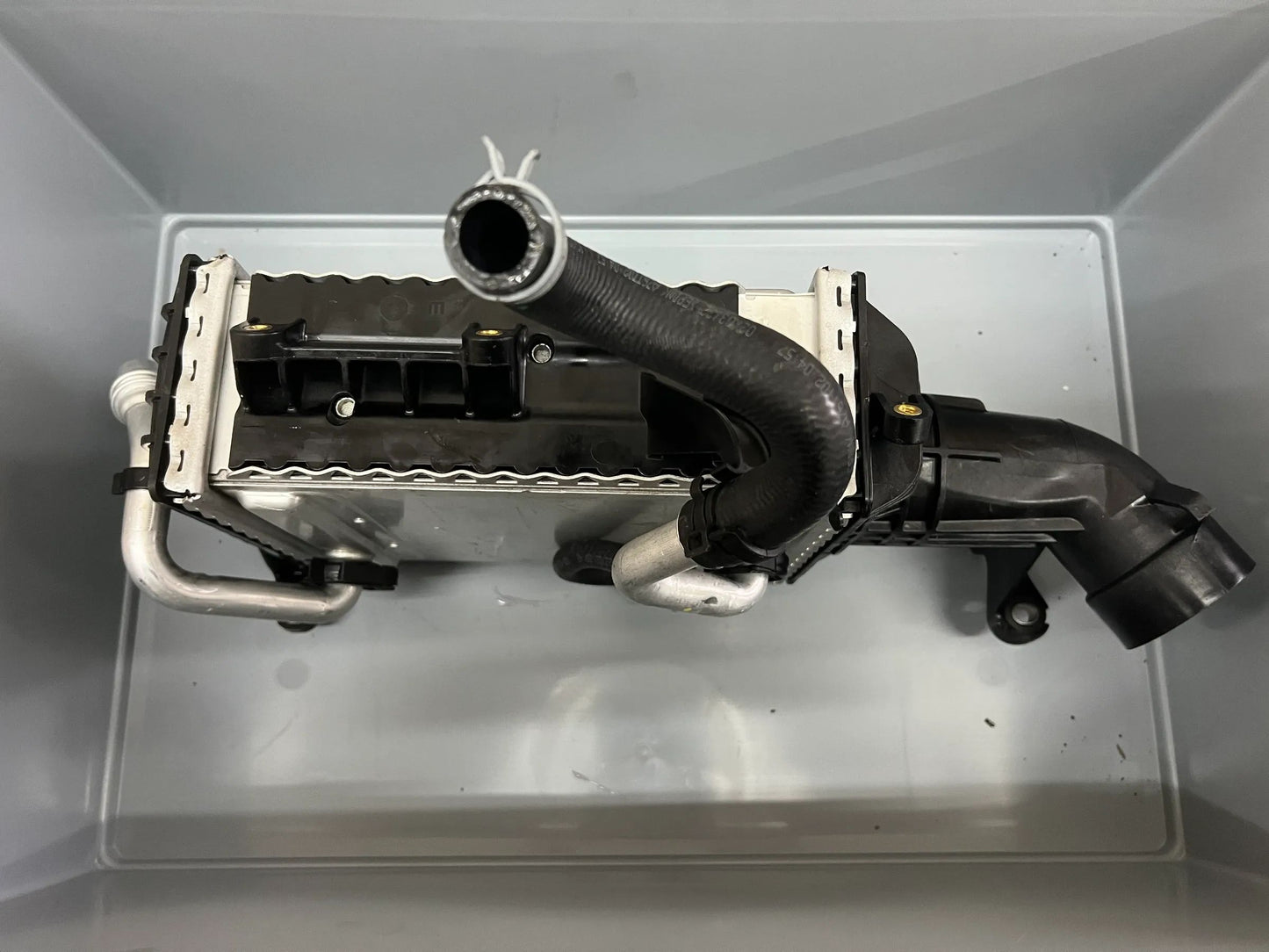 ORIGINAL Mercedes Benz OM 656 Ladeluftkühler A6560903900