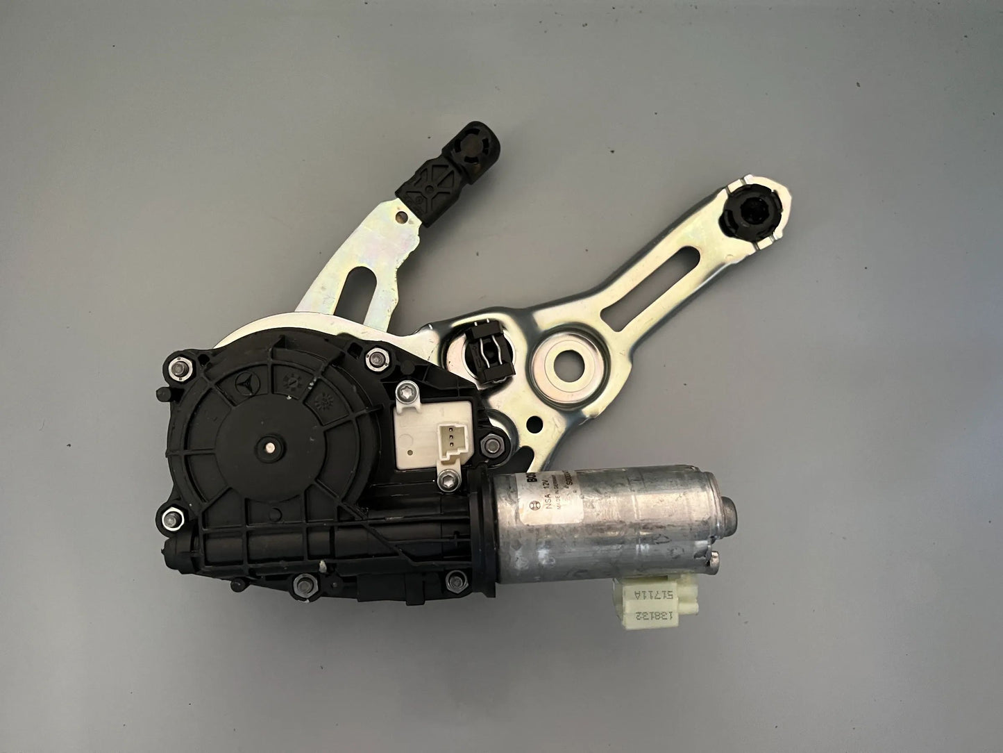 Mercedes-Benz Antriebseinheit Heckdeckel-Fernschließung A2959069600 NEU
