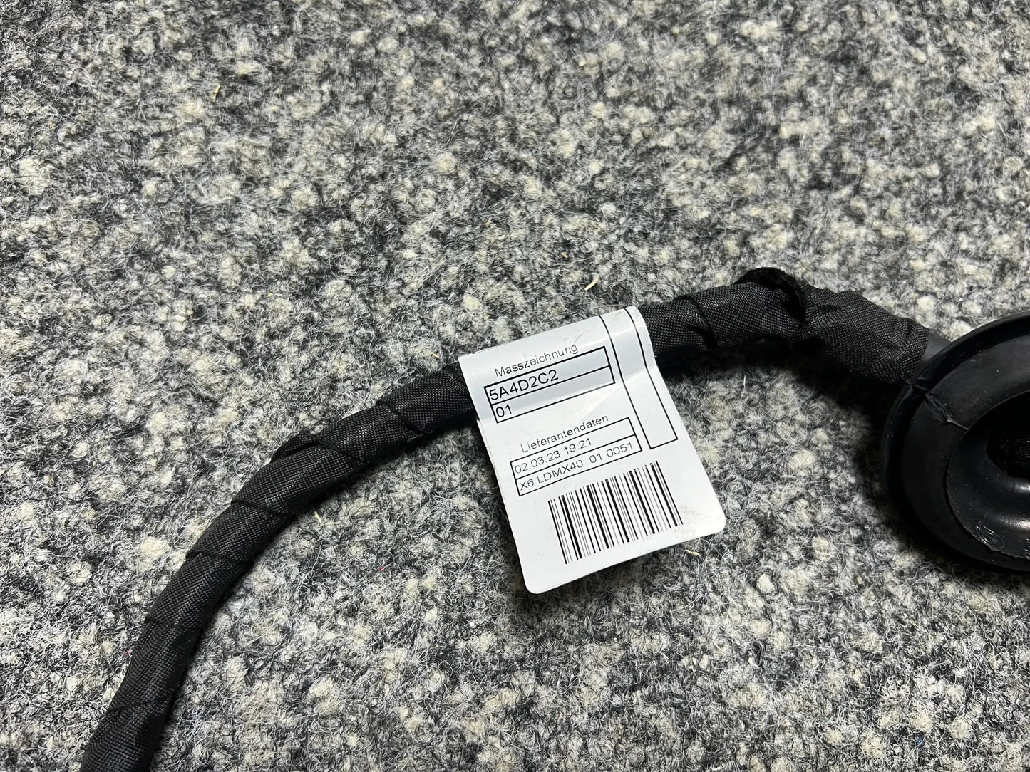 Original BMW XM G09 ASSY CA. HANDLE STRIP 5A4D2D3 51135A4D2D3 NEU