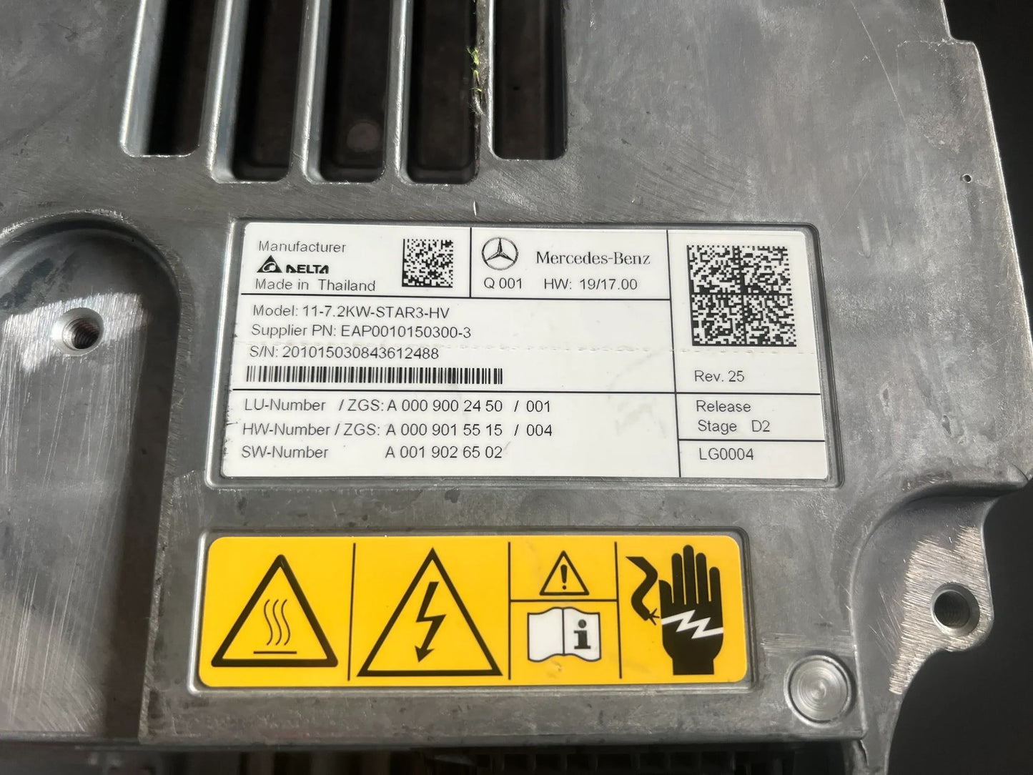 Original Mercedes-Benz Steuergerät Wechselstromladegerät A0009002450 NEU