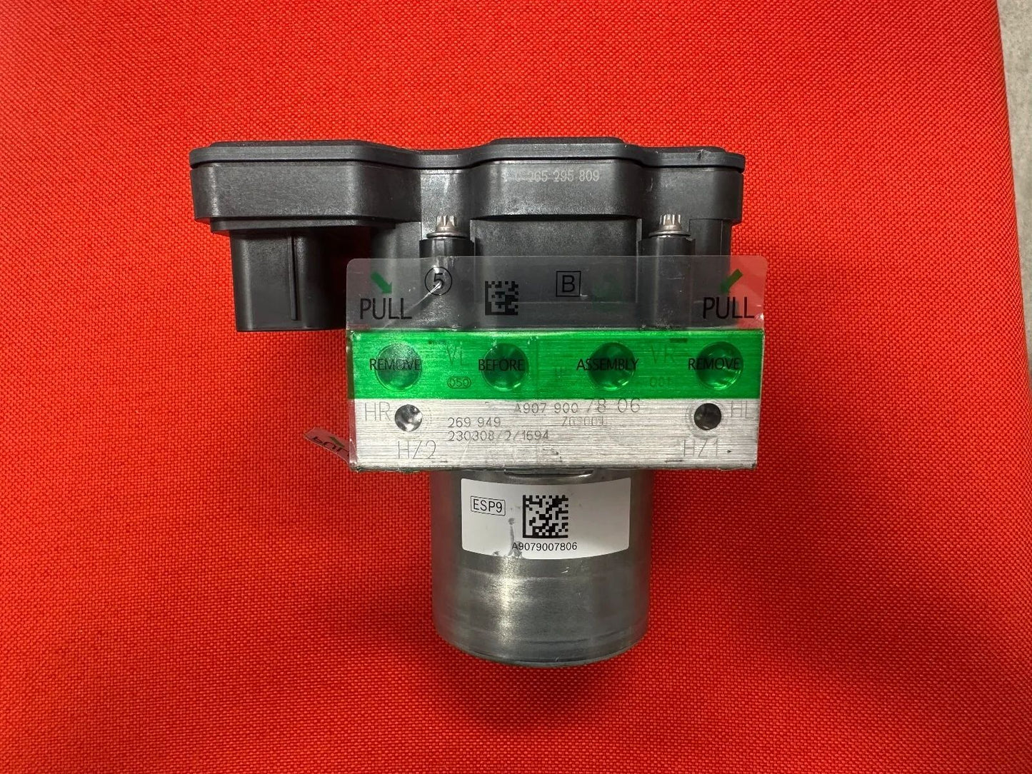 ORIGINAL Mercedes Benz Sprinter W907 ABS Steuergerät Hydraulikblock A9079007806