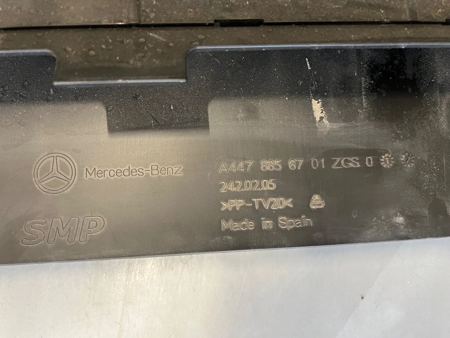 ORIGINAL Mercedes Benz V-Klasse FACELIFT NEW MODELL W447 Stoßstange vorne NEU