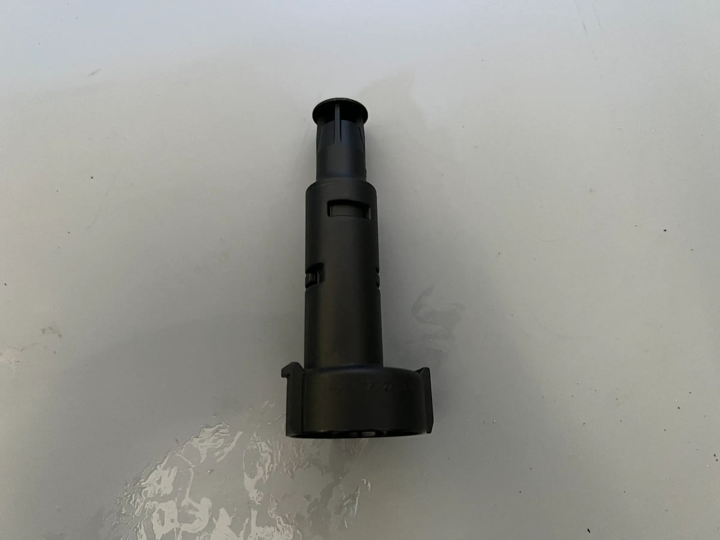 Original Mercedes-Benz Überlaufrohr A7252712101 NEU