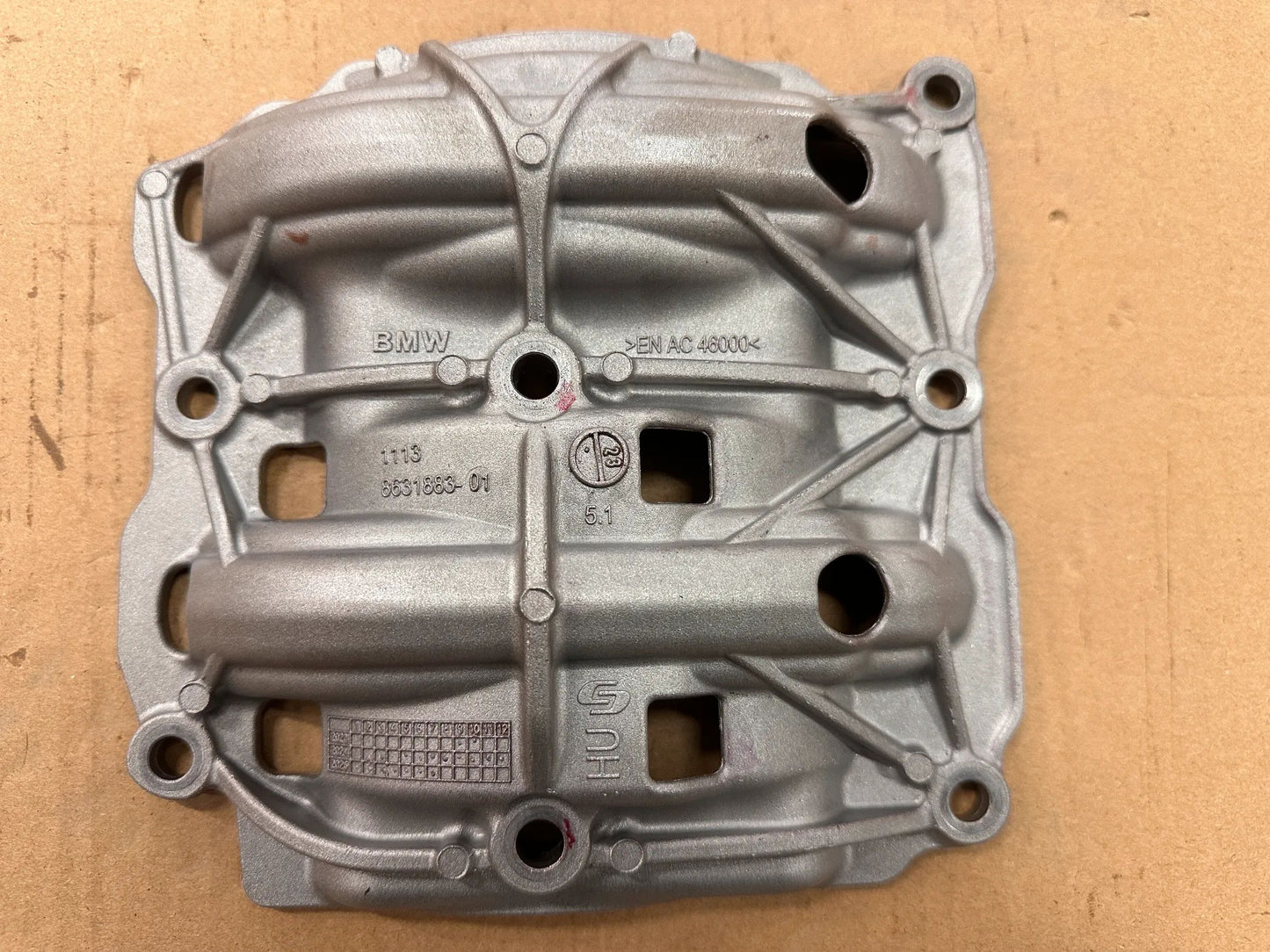 Original BMW Ölhobel 8631883 11138631883 NEU
