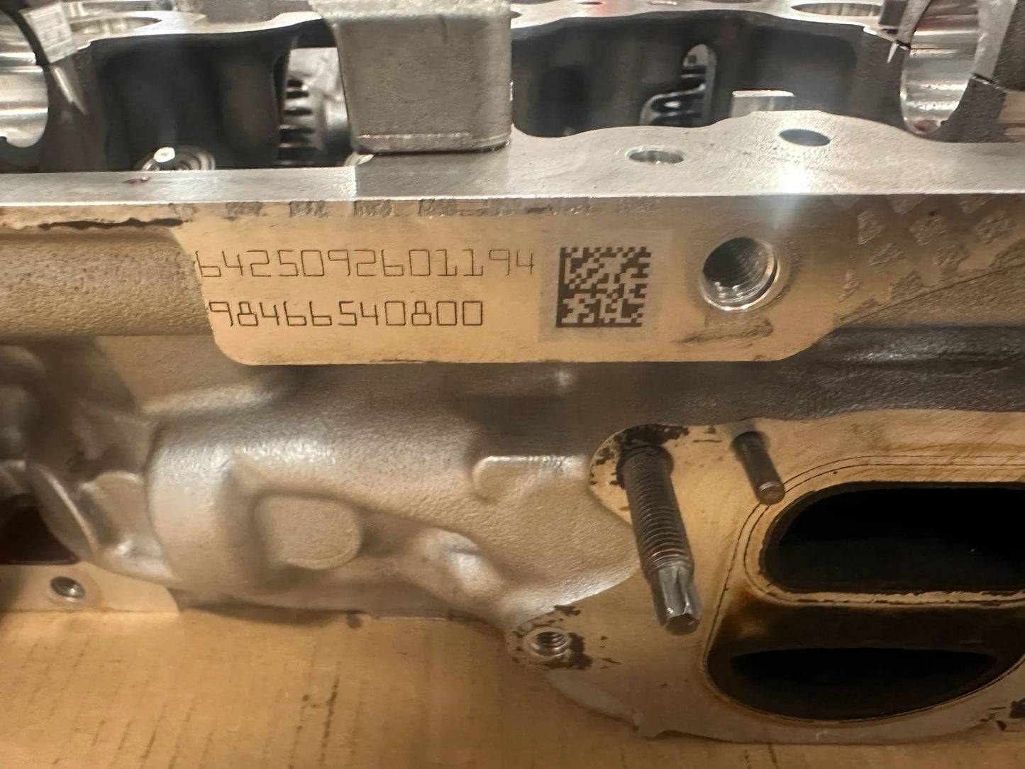 Original BMW Zylinderkopf  7829187 L450H213 NEU