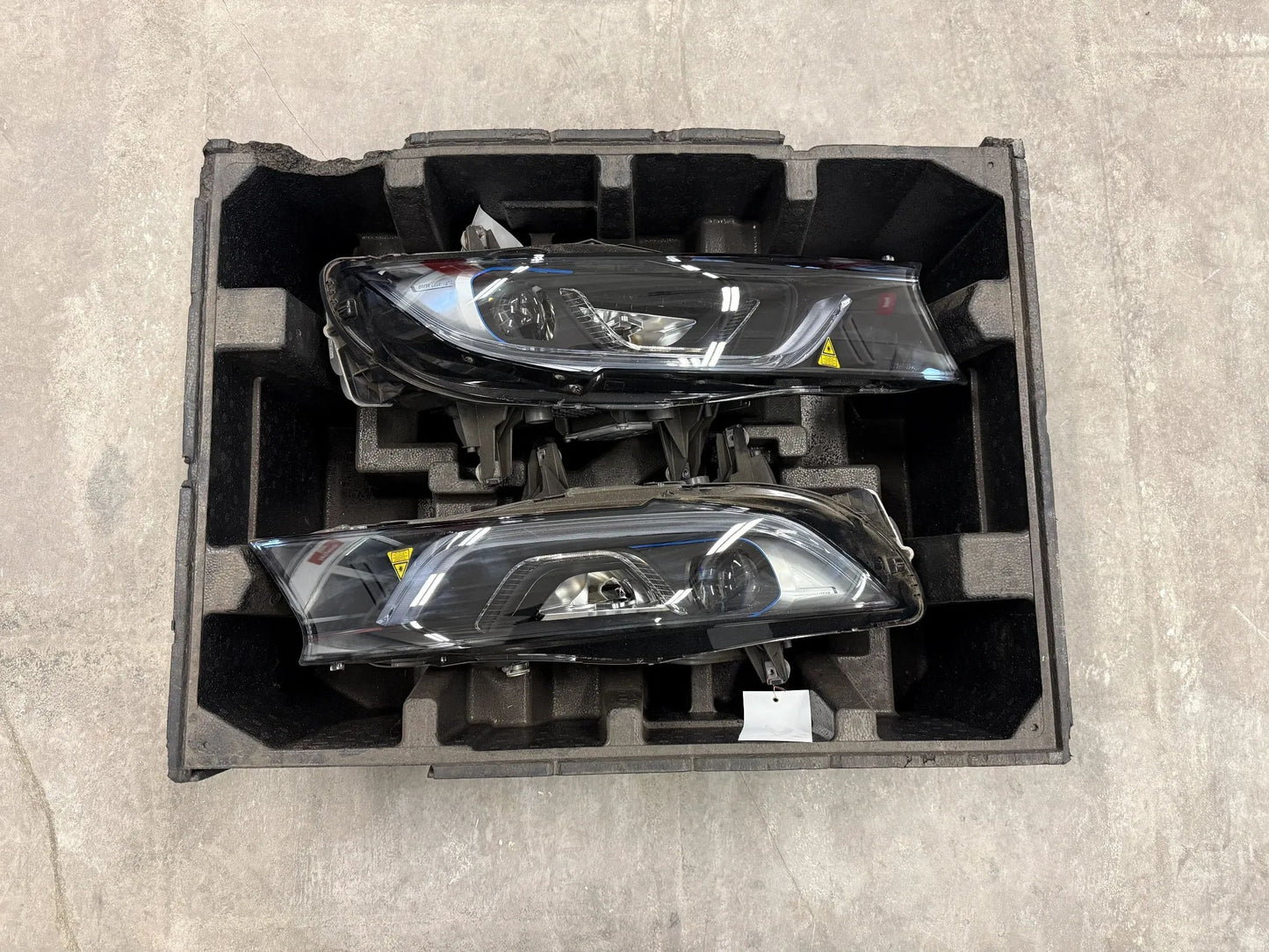 Original BMW i12 i15 i8 LED Scheinwerfer mit Steuergerät mit Blinklicht 7947508