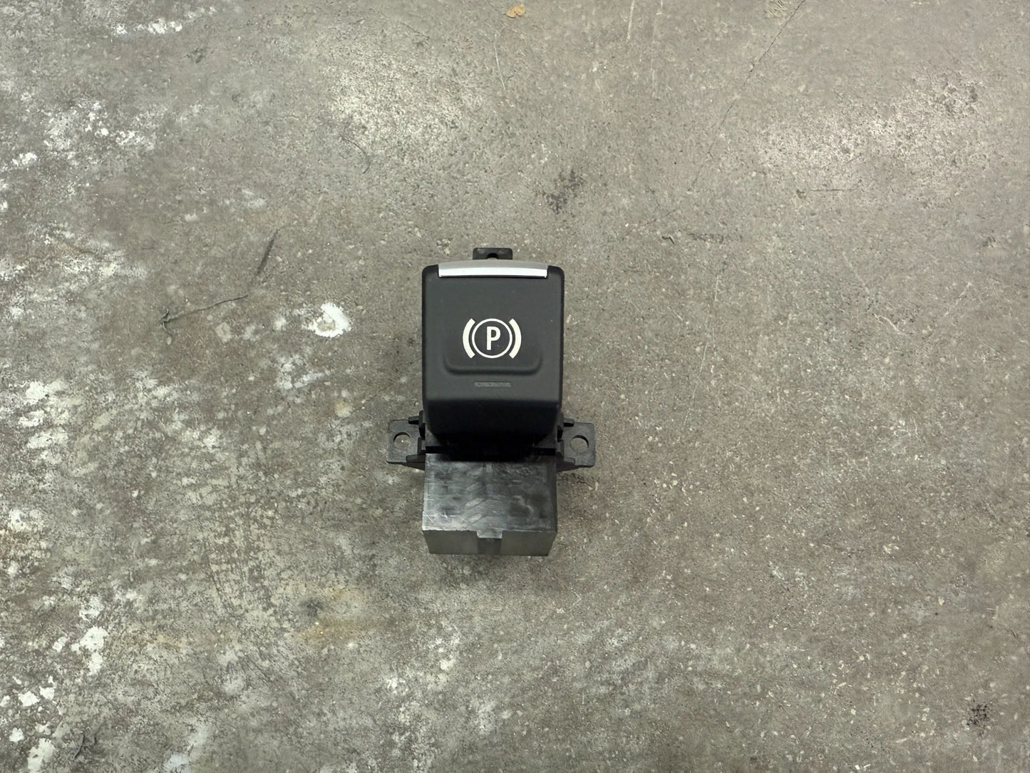 Original BMW i12 i15 i8 Schalter Parkbremse 9878669 NEU