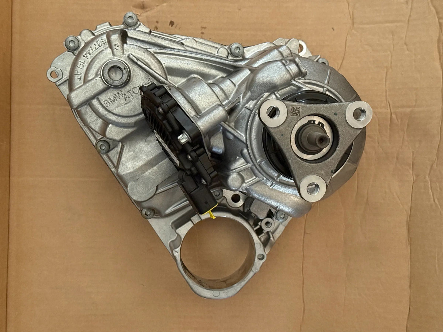 Original BMW Verteilergetriebe 13774410 5A73D94 NEU