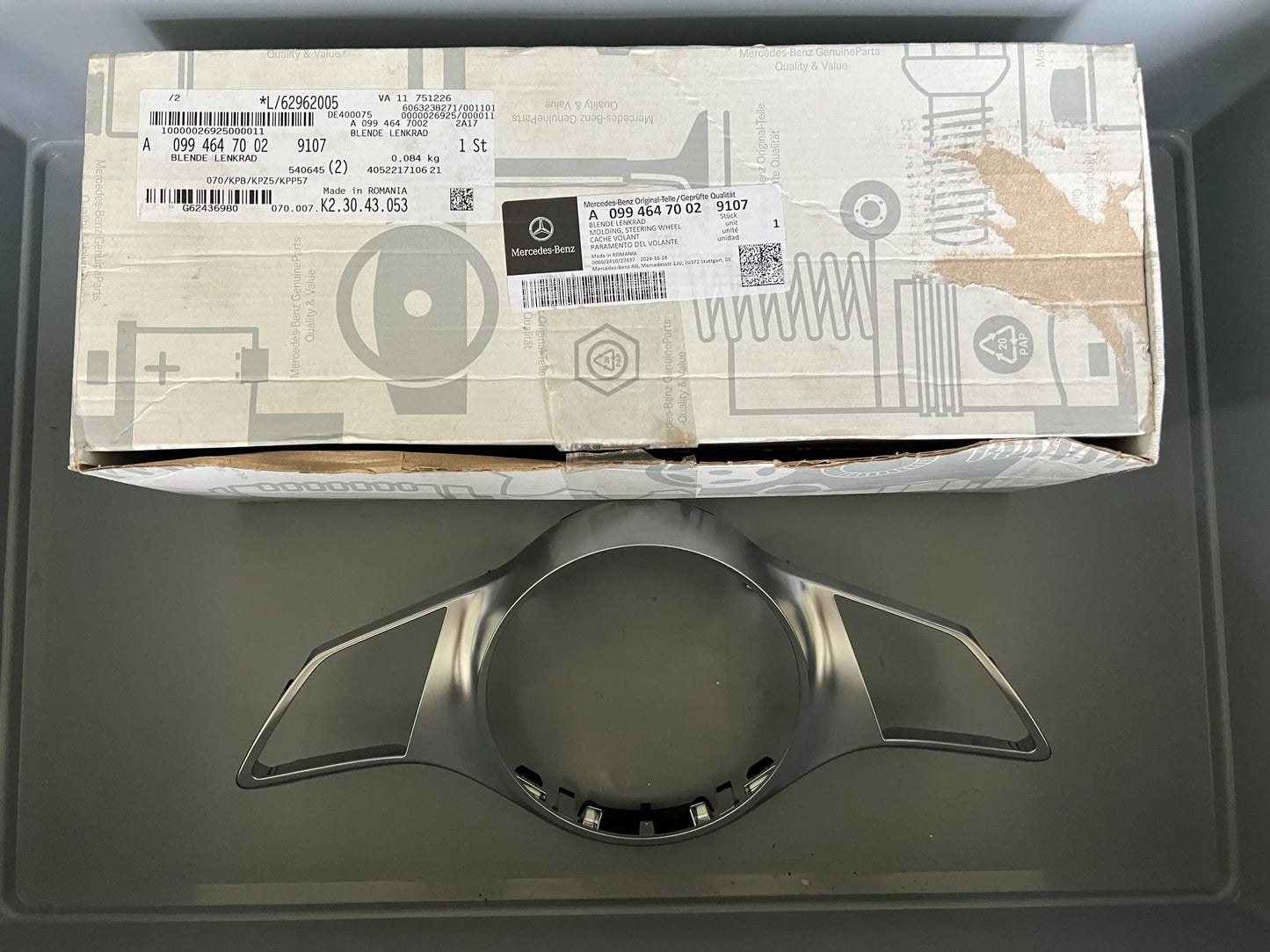 Original Mercedes-Benz Lenkrad Blende A0994647002 9107 NEU