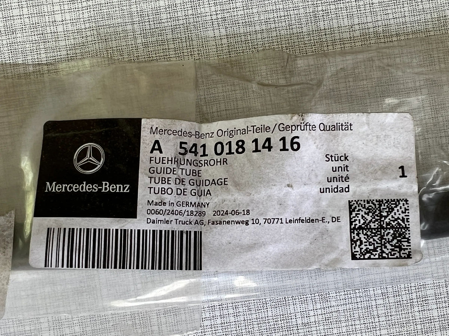 Original Mercedes-Benz Führungsrohr A5410181416 NEU